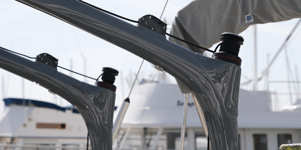 carbon twin davits for tender