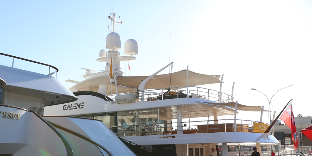 Davits for the superyacht industry